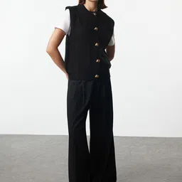 Trendyol Acrylic Sleeveless Crop Cardigan-image-91