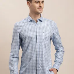 Turtle Men Relaxed Slim Fit Opaque Checked Casual Shirt-image-80