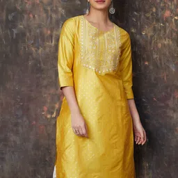 Melange by Lifestyle Floral Embroidered Round Neck Sequins Straight Kurta-9