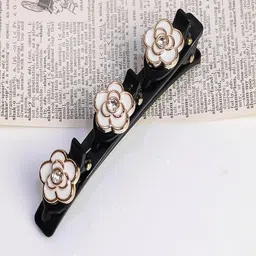 AmazingKarts Women Set of 4 Embellished Alligator Hair Clips-45