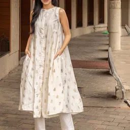 Anni Designer Floral Printed Sleeveless A-Line Kurta With Trousers-image-59