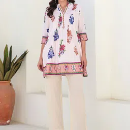 Indo Era Printed Pure Cotton Mandarin Collar Neck A-Line Tunic With Trousers Co-Ords-picture-32