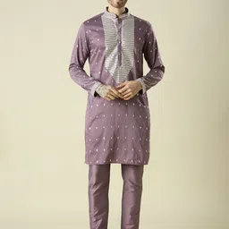 Be Desi Embroidered Zari Mandarin Collar Kurta With Trousers-image-79