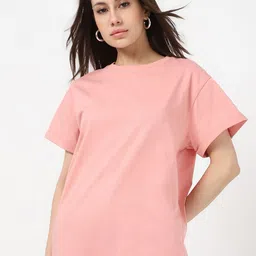 Bewakoof Women Solid Round Neck Pure Cotton Relaxed Fit T-shirt-image-17