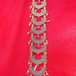 VAGHBHATT Women Beaded Hair Accessory Set of-image-46