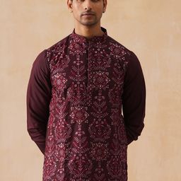 Jompers Men Floral Embroidered Chikankari Kurta-image-46