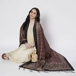 AKSHADEEP Floral Printed Dupatta-picture-27