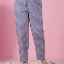 Aramya Women Butti Mid Rise Trouser-picture-25