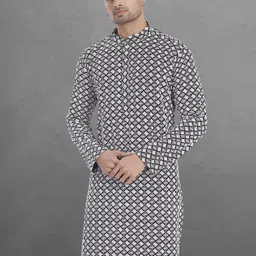 DIVISIVE Men Geometric Embroidered Mirror Work Kurta-picture-14