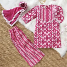 Desi Soota Girls Geometric Printed Cotton Kurti with Pyjama & Dupatta-image-58