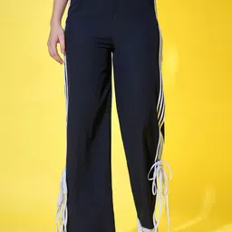BUY NEW TREND Women Relaxed Fit Mid Rise Track Pant With Ankle Tie Detail-picture-57