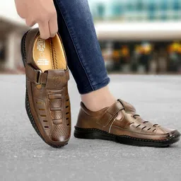 Arics Men Brown Sandals-picture-34
