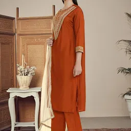 AVANSHEE Ethnic Motifs Yoke Design Sequinned Kurta with Trousers & Dupatta image 3