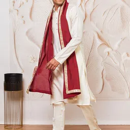 VASTRAMAY Men Regular Kurta with Pyjamas & With Dupatta image 3