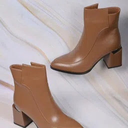 Ronnie Grey Women Block Heeled Pointed Toe Regular Boots-9