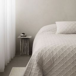 H&M Beige Quilted Bedspread-image-44