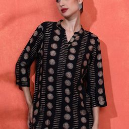 Sangria Geometric Printed Straight Top-image-85