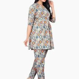 KANUDA Women White Poly Crepe Kurta Sets-picture-38