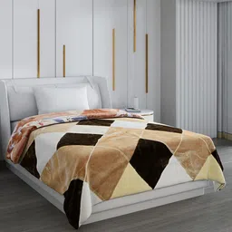 Monte Carlo White & Brown Geometric GSM 850 Mild Winter Single Bed Blanket-image-31