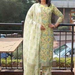 Aaghnya Floral Printed Three-Quarter Sleeves Kurta With Trousers & Dupatta-49