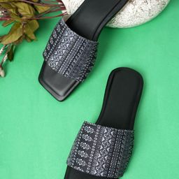 Walkfree Women Printed Open Toe Flats-54