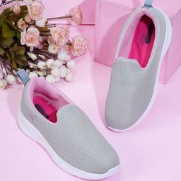 FORVELA Women Slip-On Sneakers-11
