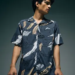 Flying Machine Men Floral Printed Cuban Collar Casual Shirt-image-94