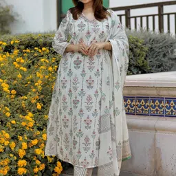 Moda Rapido Women Ethnic Motifs Printed Regular Kurta with Trousers & With Dupatta-18