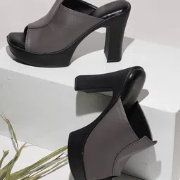 Froh Feet Women Block Heel Sandals-21