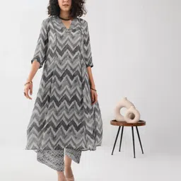 TOOCHKI Women Regular Kurta with Palazzos-51