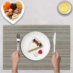 LooMantha 2-Pcs Yellow & Green Striped Table Placemats-25