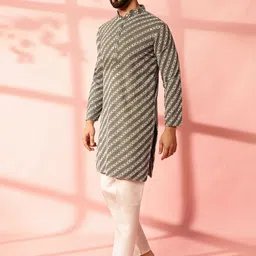 Anouk Men Embroidered Thread Work Kurta-picture-3