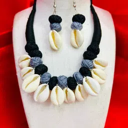BONGO NARI BOUTIQUE Women Sea Shell Beaded Cotton Thread And Cowry Necklace With Earrings-image-51