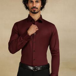 JADE BLUE Men Cutaway Collar Textured Cotton Slim Fit Formal Shirt-image-43
