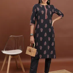 Vishudh Ethnic Motifs Printed Round Neck Straight Kurta-image-39