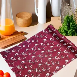 REVEXO Red & White Printed Water-Resistant Shelf Liner-12