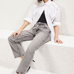 Trendyol Women Mildly Distressed Heavy Fade Jeans-image-54