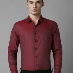 Louis Philippe Men Spread Collar Textured Printed Cotton Slim Fit Formal Shirt-image-63