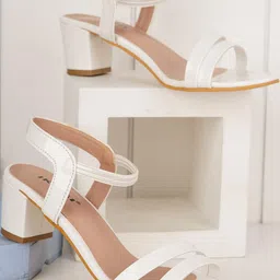IKAGI Women Solid Block Sandals-image-53