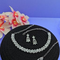 VATSALYA creation Alloy Gold- plated White Jewellery Set-picture-6