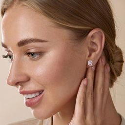 MINUTIAE Teardrop Shaped Studs Earrings-image-82
