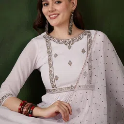 Sangria Georgette Zari Sequence Embroidered Naira Cut Kurta With Pant And Dupatta image 2