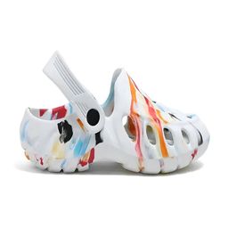 KNIEVL Men Printed Clogs image 4
