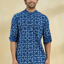 Fabindia Geometric printed Band Collar Roll-Up Sleeves Cotton Straight Kurta-image-51