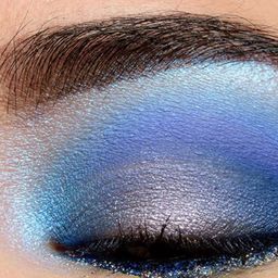 Inshine 9 Color Long Lasting & Pressed Pigment Eyeshadow Palette - 24 g - Blueberry image 4