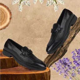 EZOK Men Textured Leather Formal Loafers-picture-0