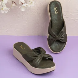 Inc 5 Women Flatform Sandals-48