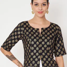 studio rasa Women Floral Printed Round Neck Tops-image-84
