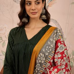InWeave Women Regular Kurta with Palazzos & With Dupatta image 4