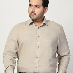 plusS Men Cutaway Collar Solid Plus Size Formal Shirt-18